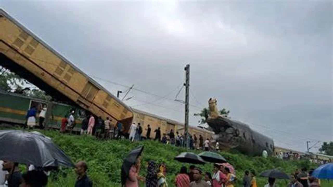 Train Collision Near New Jalpaiguri Leaves One Dead, 16 Injured