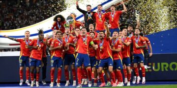 Spain Triumphs; England's Possession Struggles Persist