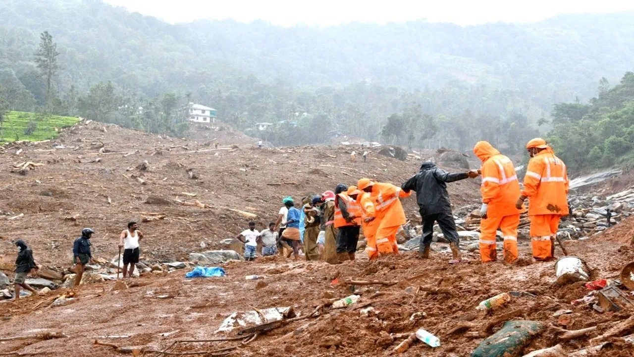 Wayanad rescue efforts intensify amid tragedy