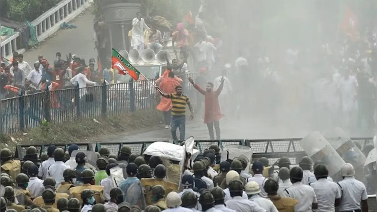 Protesters Clash with Police in Howrah