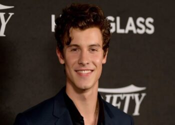 Shawn Mendes releases new singles, video.