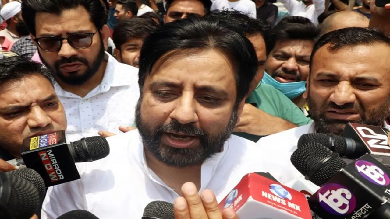 Amanatullah Khan alleges politically motivated ED actions