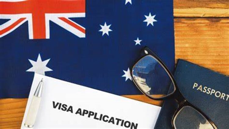 Australia Grants 1,000 Holiday Visas to Indians