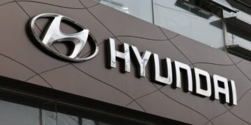 Hyundai Motor Shares Fall 3%