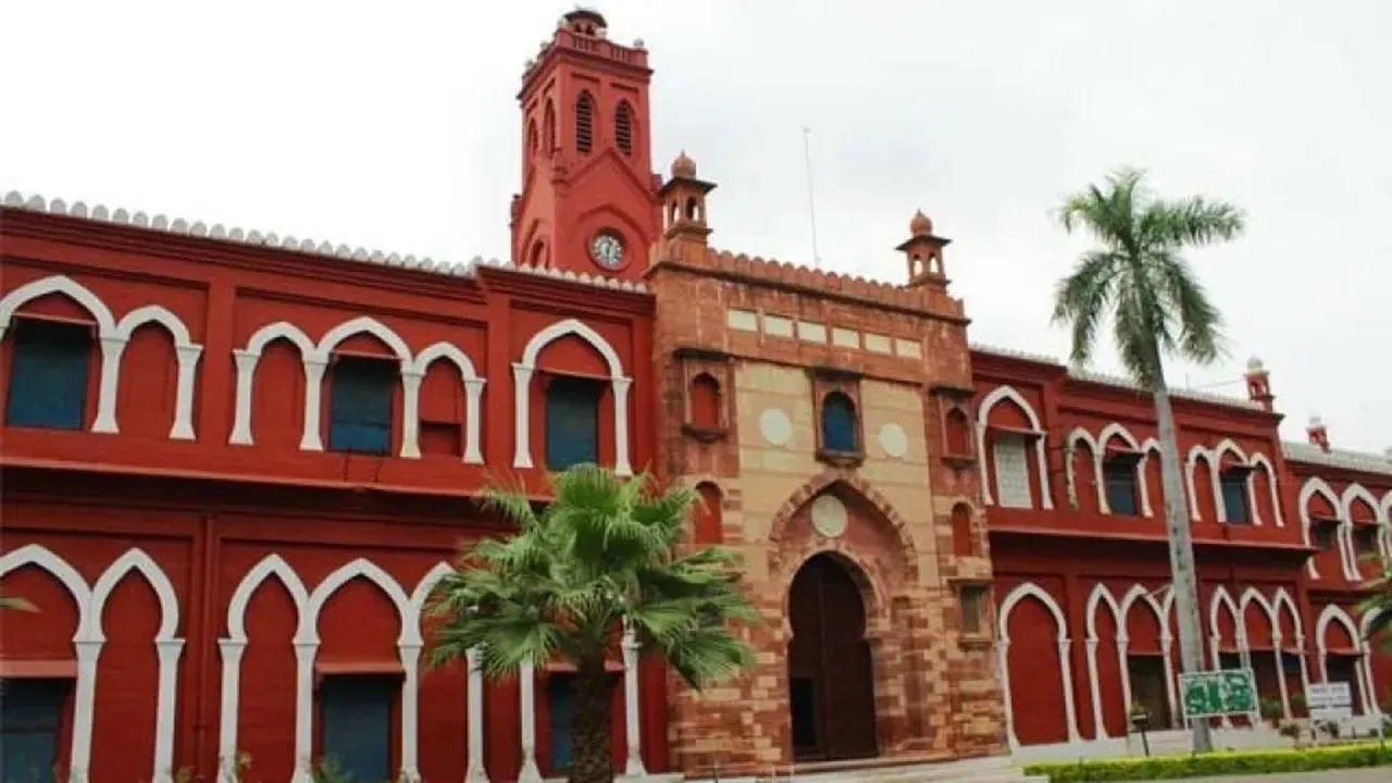 AMU's Minority Status to Be Reexamined