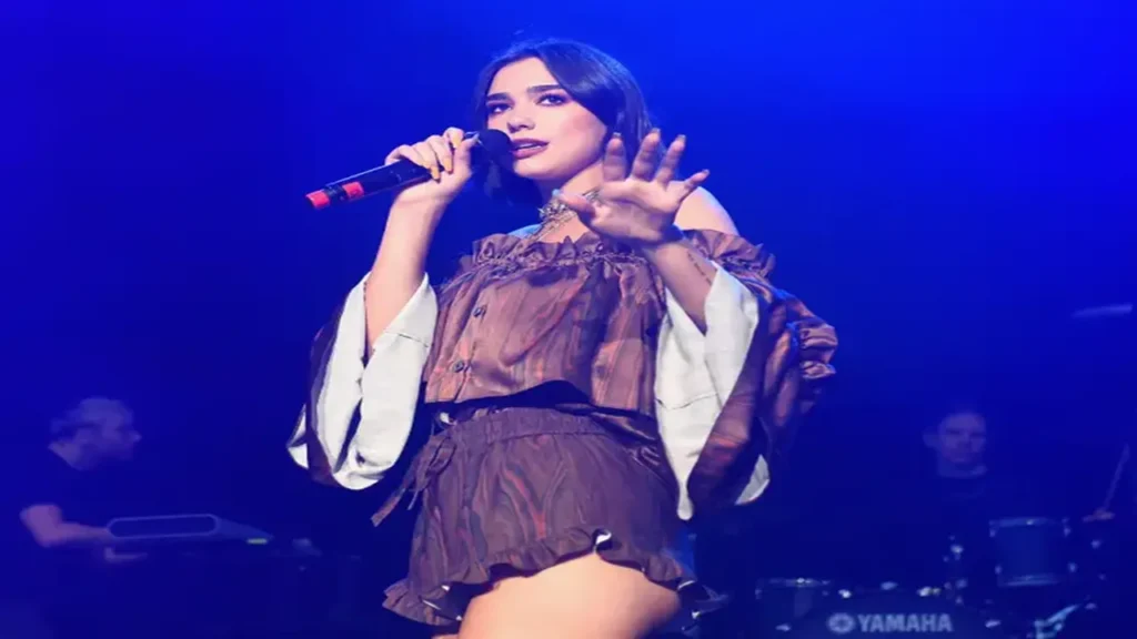 Dua Lipa Mesmerizes Mumbai Fans