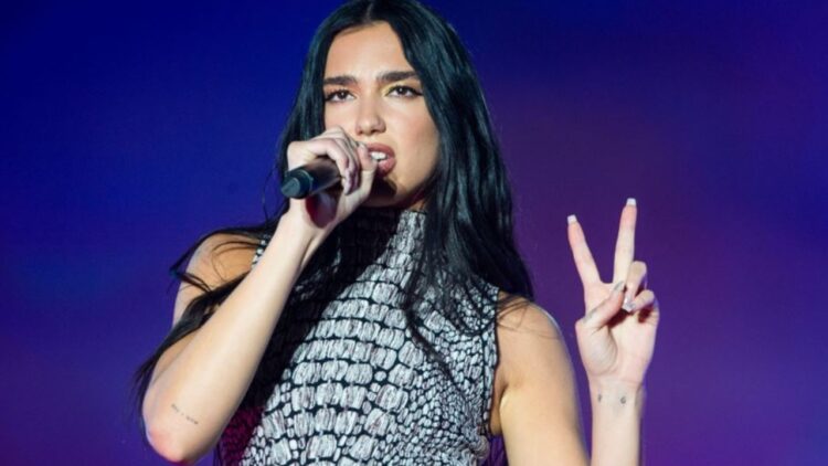 Dua Lipa Mesmerizes Mumbai Fans